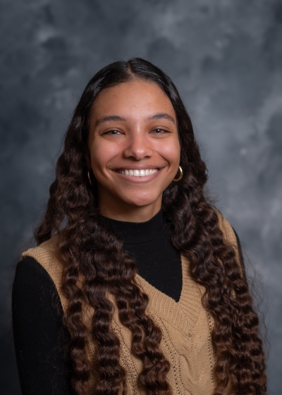 Zari Carson portrait